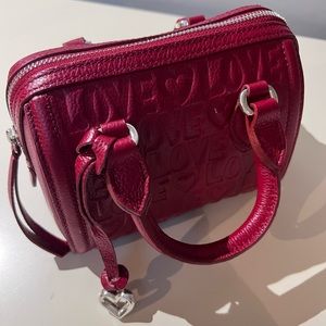 🌹🌹Beautiful Brighton Collectables “Deeply in Love Mini” handbag🌹🌹